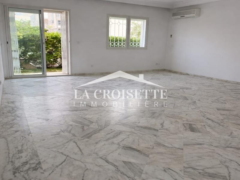 Triplex S+5 avec jardin aux Berges du Lac 2